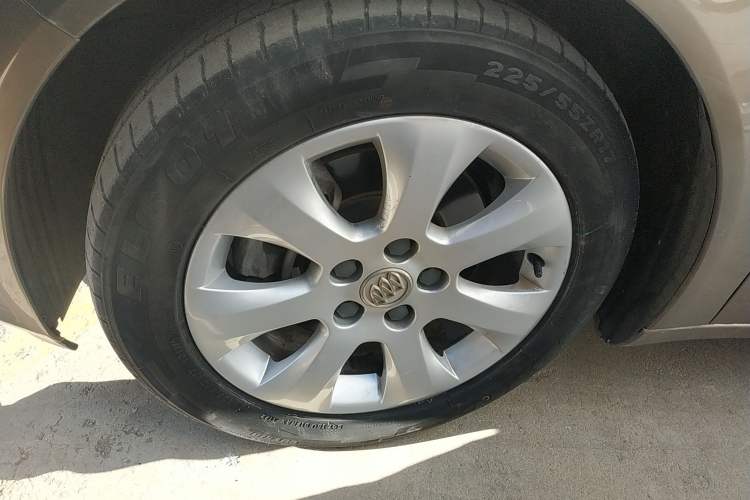 Used Buick Regal 2015 1.6T Leading Technology Model
