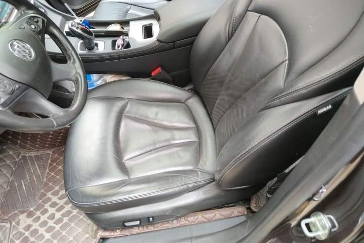 Used Buick LaCrosse 2018 20T Elite Edition Left Front Seat