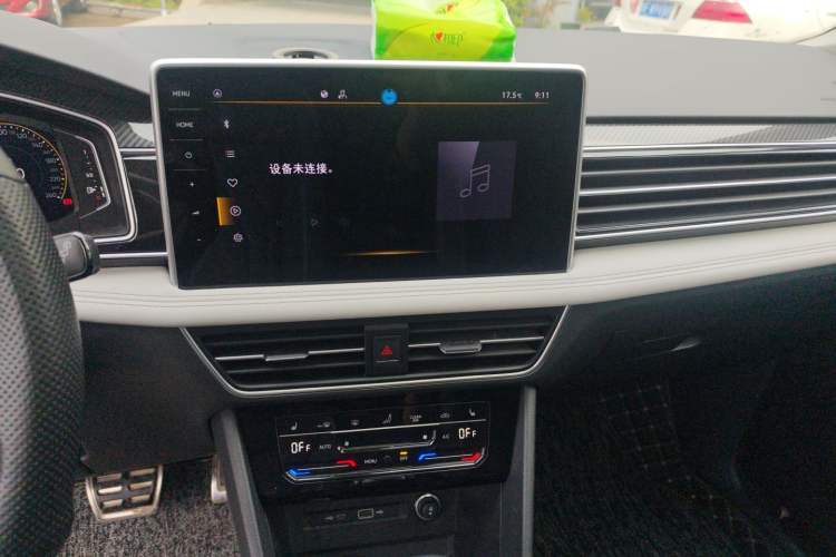 Used Volkswagen Tiguan L 2023 Restyled 330TSI Automatic Two-Wheel Drive R-Line Enhanced Comfort Version Audio And AC Panel