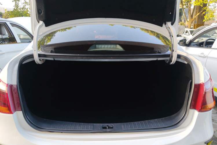 Used Dongfeng Aeolus E70 2023 Revised PRO Smart Drive Version