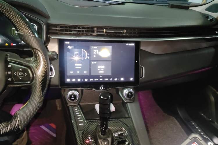 Used Lynk & Co 01 2021 2.0TD Two-Wheel-Drive Pro Trim
