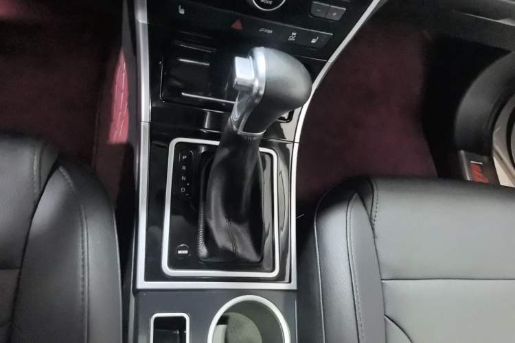 Used Haval H2 2017 Red-Label 1.5T Automatic Two-Wheel Drive Luxury Model