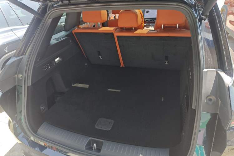 Used Li Auto L6 2024 Pro Model
