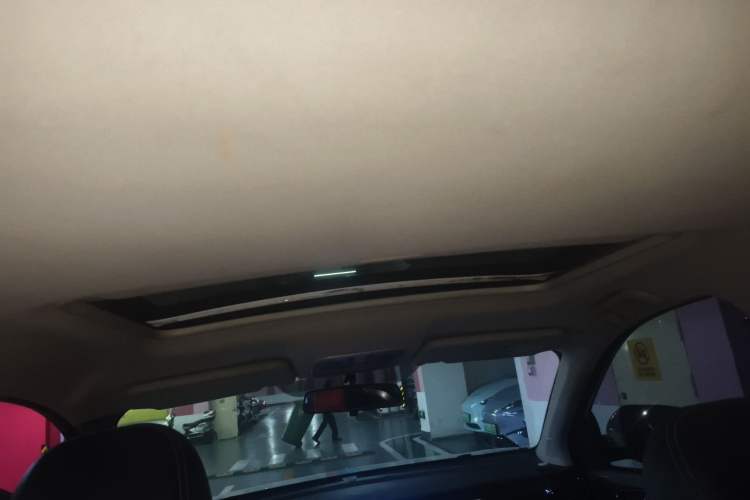 Used Dongfeng Fengon 580 2020 1.8L Manual Comfort Model Headliner