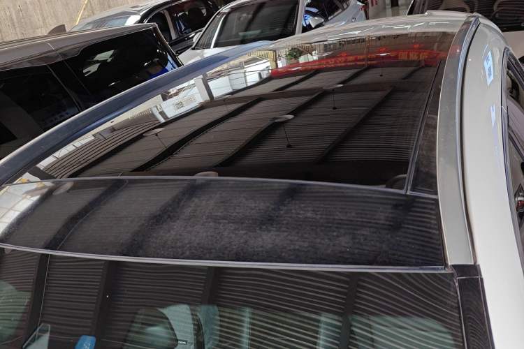 Used Mercedes-Benz GLC 2017 GLC 260 4MATIC Luxury Model
