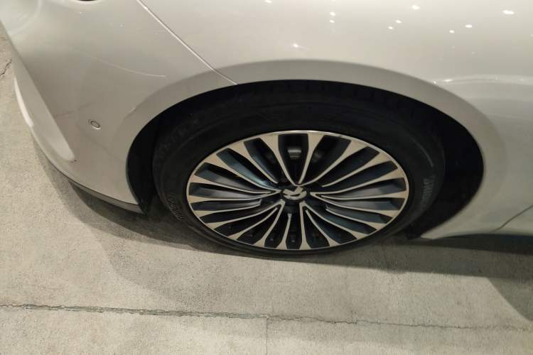 Used Nio ET7 2022 100kWh First Edition Left Front Wheel Hub