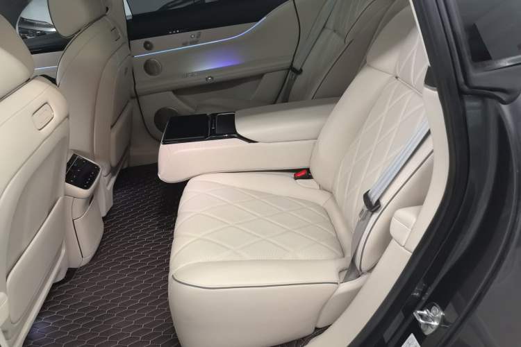 Used Hima Stelato S9 2024 All-Electric Ultra Four-Wheel-Drive Flagship Edition
