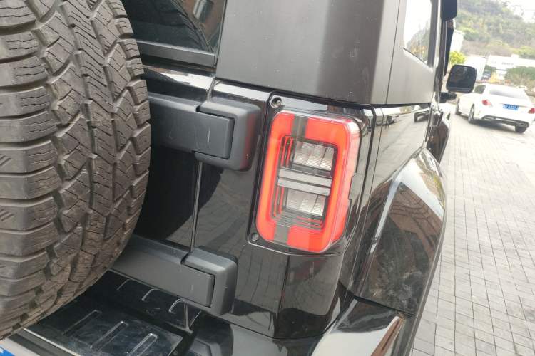 Used BAIC Off-Road BJ40 2019 PLUS 2.3T Automatic Four-Wheel Drive Premium Edition China VI
