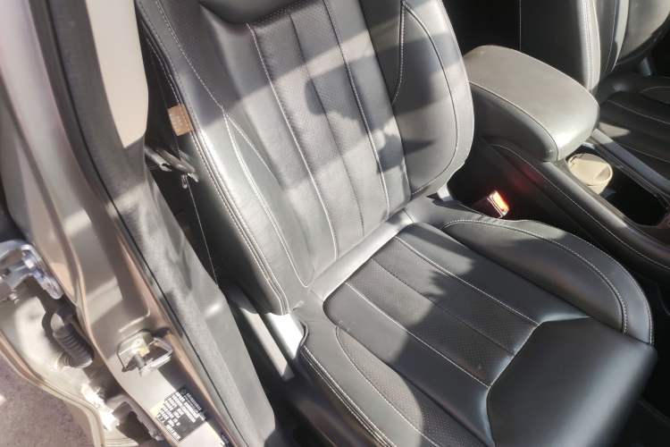 Used Dongfeng Fengon 580 2017 1.5T CVT Comfort Model
