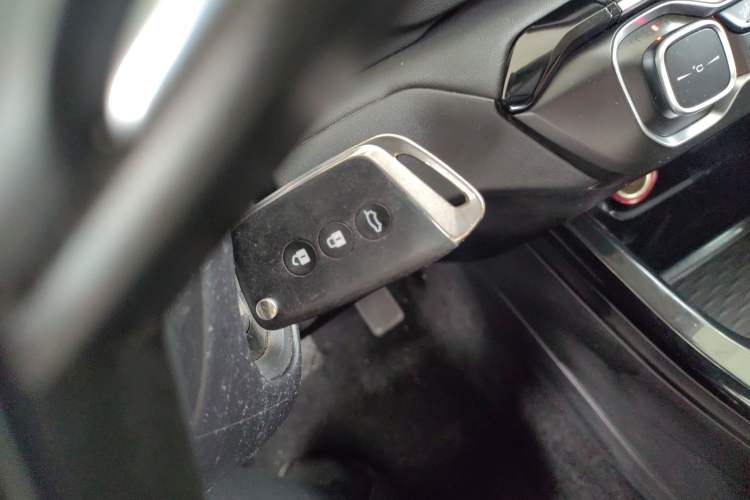 Used Baojun RS-5 2019 1.5T Manual Super Connectivity Version China VI Vehicle Key