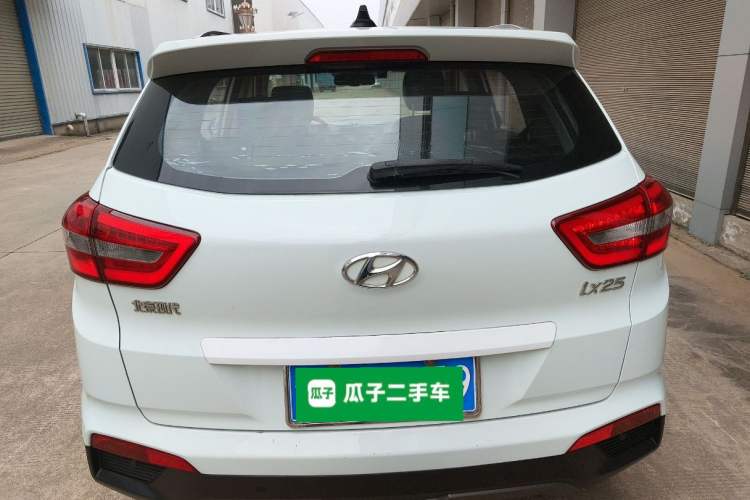 Used Hyundai ix25 2015 1.6L Automatic Two-Wheel-Drive Deluxe DLX Model Rear