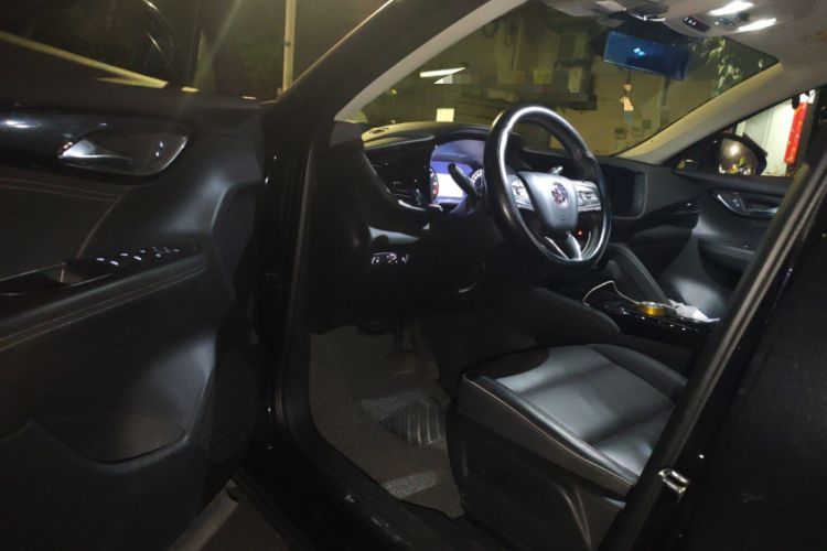 Used Buick Envision 2022 Facelift Encore S 552T Two-Wheel-Drive Luxury Model
