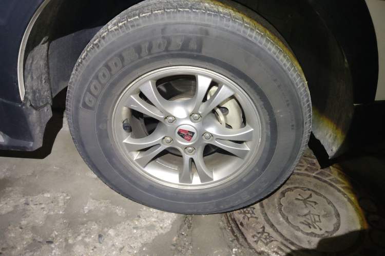 Used Roewe W5 2014 1.8T 2WD Automatic Tharu Special Edition