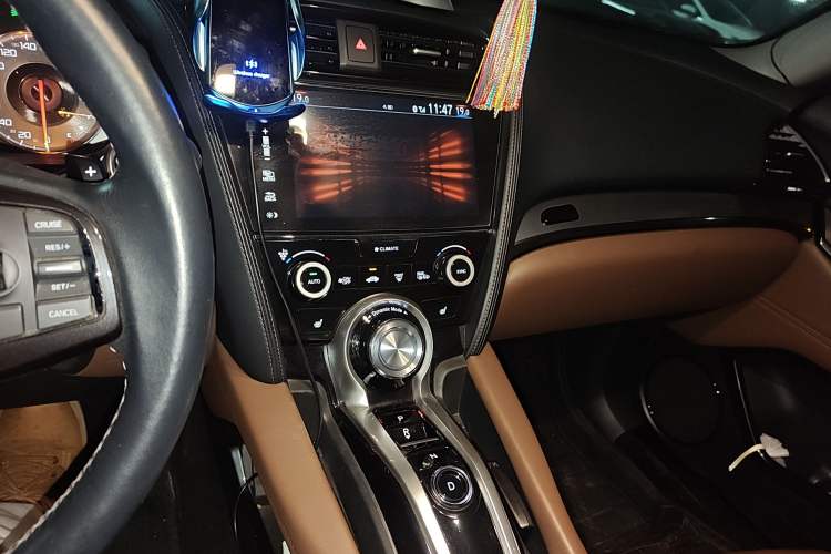 Used Acura CDX 2016 1.5T Two-Wheel Drive Deluxe Edition