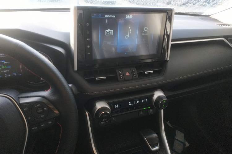 Used Toyota RAV4 2020 2.0L CVT Two-Wheel Drive Fashion PLUS Edition
