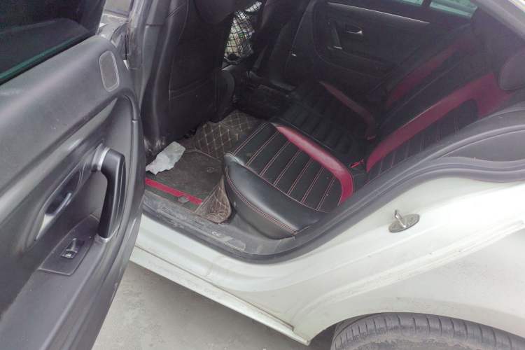 Used Volkswagen FAW-Volkswagen CC 2018 1.8TSI Luxury Model Left Rear Seat