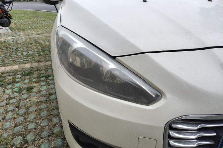 Used Peugeot 308 2013 1.6L Manual YouShang Model Right Front Headlight