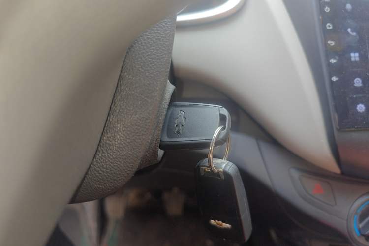 Used Chevrolet Sail 2015 Sail 3 1.5L Manual with Ideal Sunroof Edition