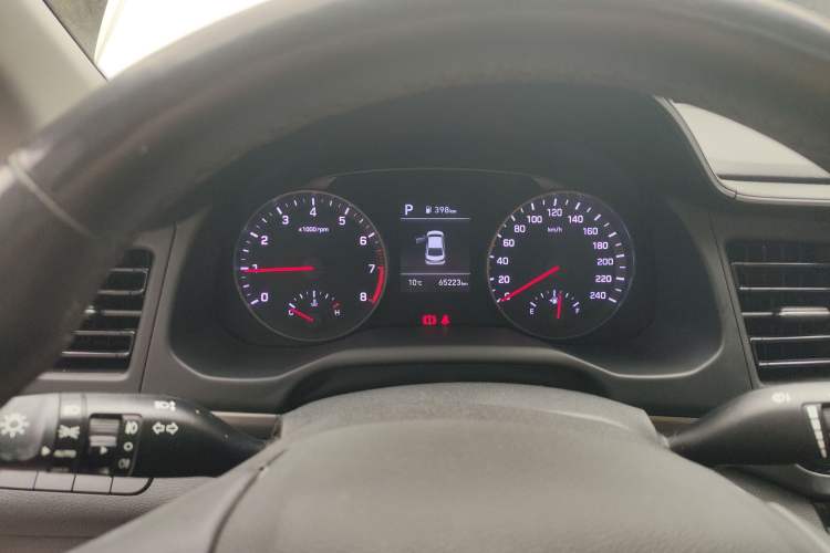 Used Hyundai Elantra (6th Generation / Lingdong) 2019 1.5L CVT ZhiXuan – Elite Version Instrument Cluster