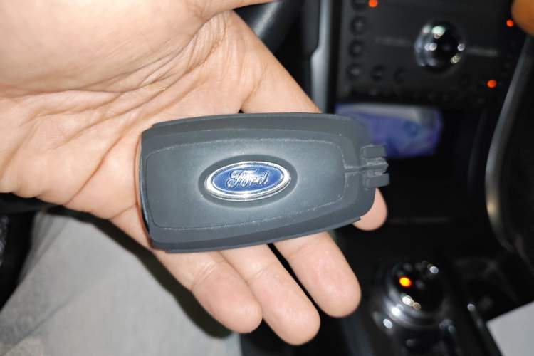 Used Ford Mondeo 2018 EcoBoost 180 Smart Control Fashion Model China VI Standard
