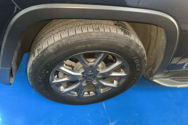 Used Jeep Cherokee 2020 2.0L Two-Wheel Drive Classic Sports Edition