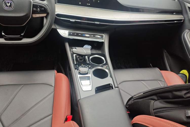 Used Changan Eado 2023 Changan Edition PLUS Blue Whale NE 1.4T GDI DCT Prestige Version