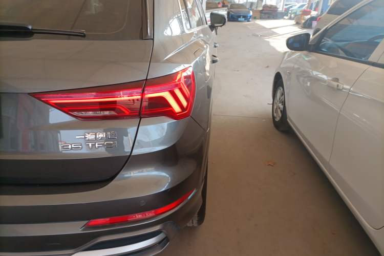 Used Audi Q3 2019 35 TFSI Fashion Dynamic Model