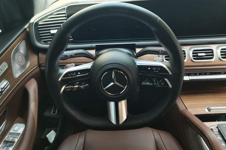 Used Mercedes-Benz GLS-Class 2023 GLS 450 7-seater U.S. specification