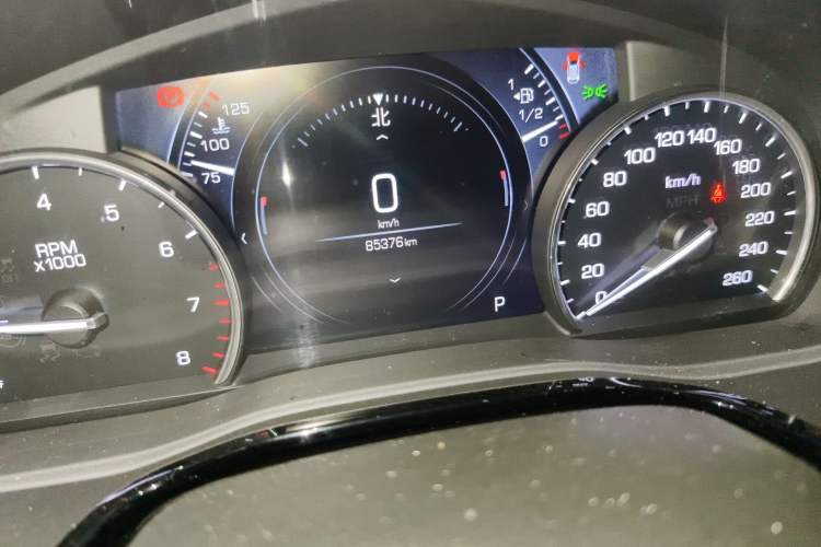 Used Cadillac XT5 2017 Anniversary Edition 25T Luxury Model