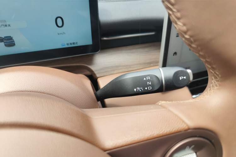 Used Wuling Xingguang S 2024 510 km Flagship Version Gear Lever