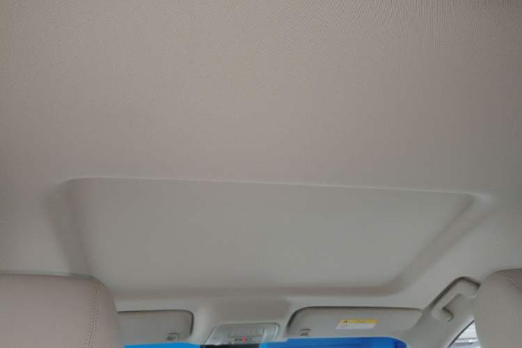 Used Buick GL8 2023 Land Executive Class Smart Enjoyment Model
