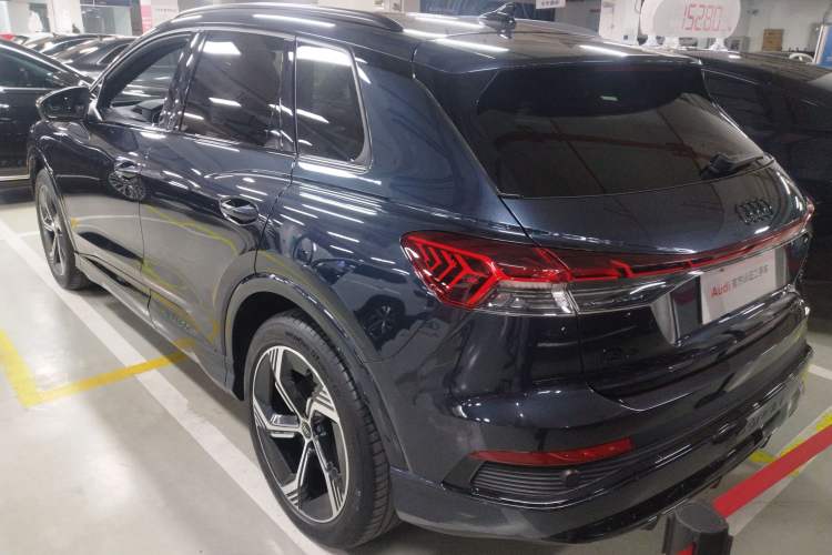 Used Audi Q4 e-tron 2024 50 e-tron quattro Creation Edition Midnight