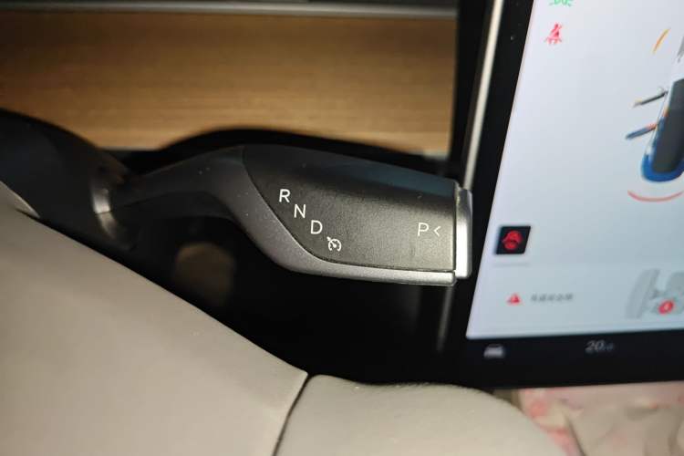 Used Tesla Model 3 2019 Standard Range Rear-Wheel Drive Upgraded Version (52 kWh)