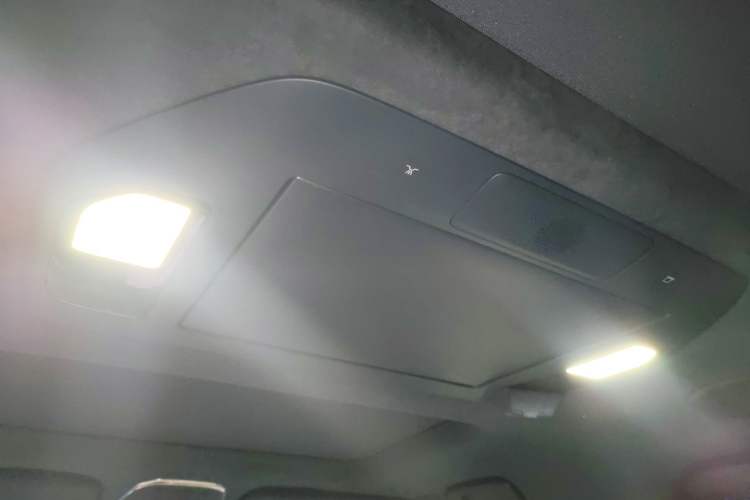 Used Zeekr 009 2024 Six-Seat Executive Version 4WD 108 kWh
