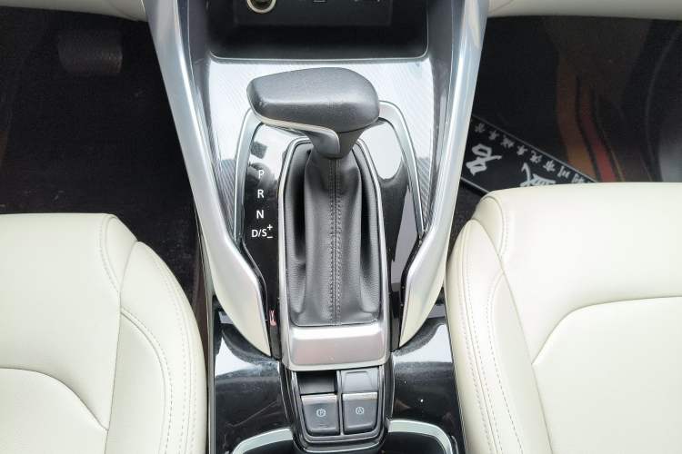 Used SAIC MAXUS G50 2022 1.5T Automatic Comfort Touring A
