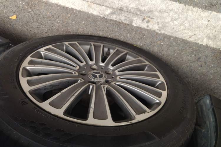 Used Mercedes-Benz GLC 2017 GLC 200 4MATIC Exterior 4