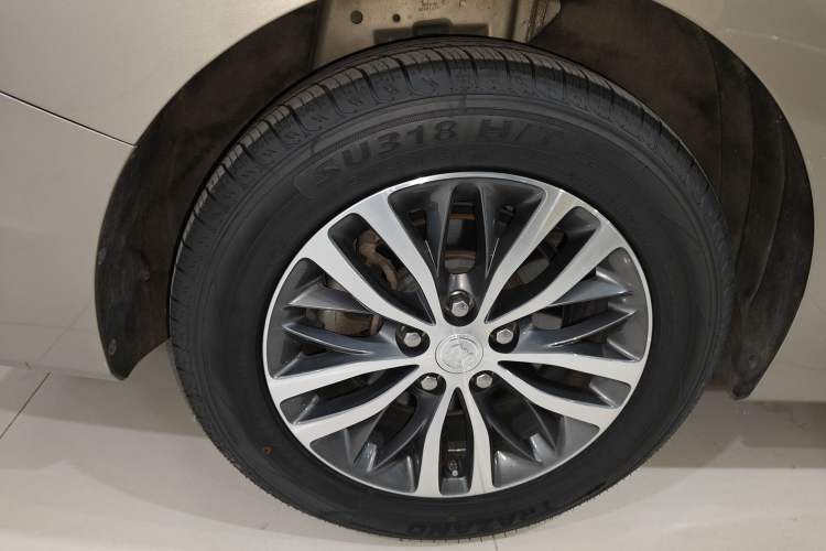 Used Buick GL8 2023 ES Lu Zun Deluxe Model
