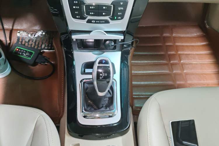 Used BYD e5 2017 300 Prestige Edition
