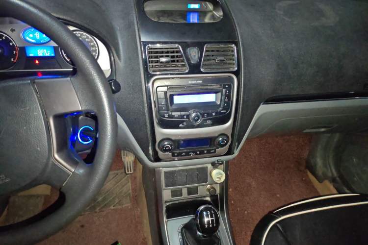 Used Geely Auto Classic Emgrand 2012 Sedan 1.5L Manual Standard Model