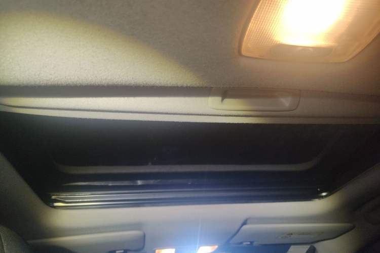 Used Honda Fit 2016 1.5L LXS CVT Comfort Sunroof Version
