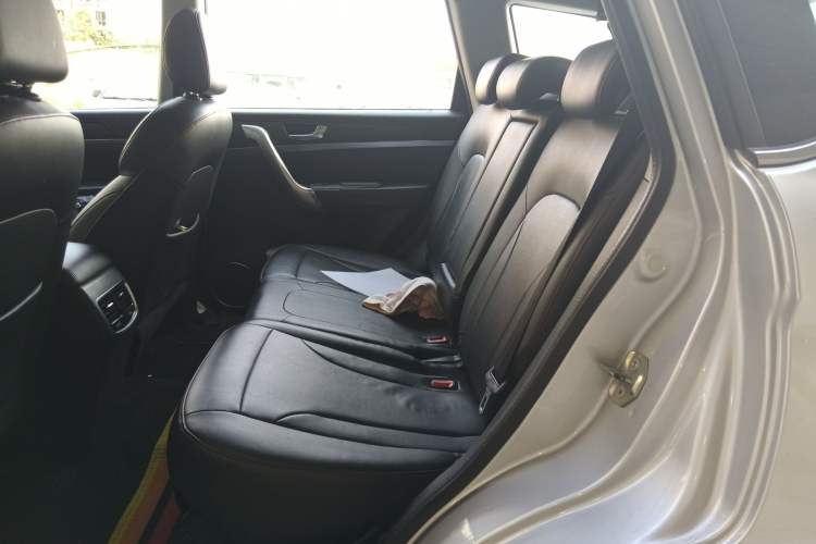 Used Haval M6 2018 Revised Version 1.5T DCT Two-Wheel Drive Elite Edition