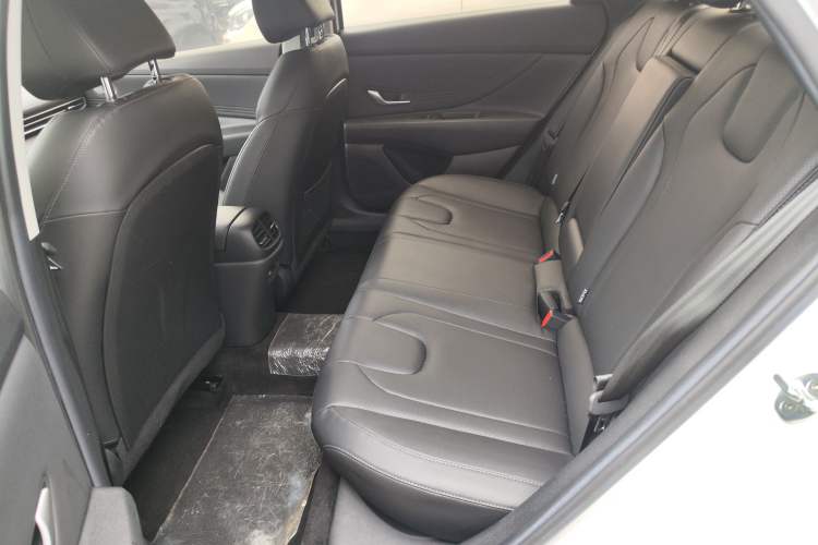 Used Hyundai Elantra 2021 1.5L CVT TOP Flagship Edition Left Rear Seat