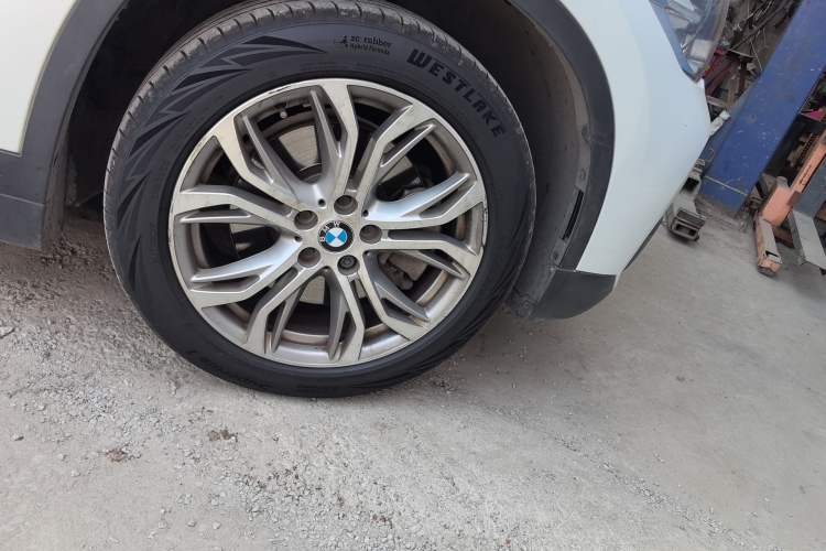 Used BMW X1 2018 sDrive20Li Leading Model