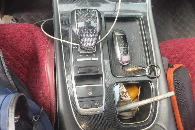 Used GAC Trumpchi GS4 PLUS 2022 270T Automatic Galaxy Edition Gear Lever