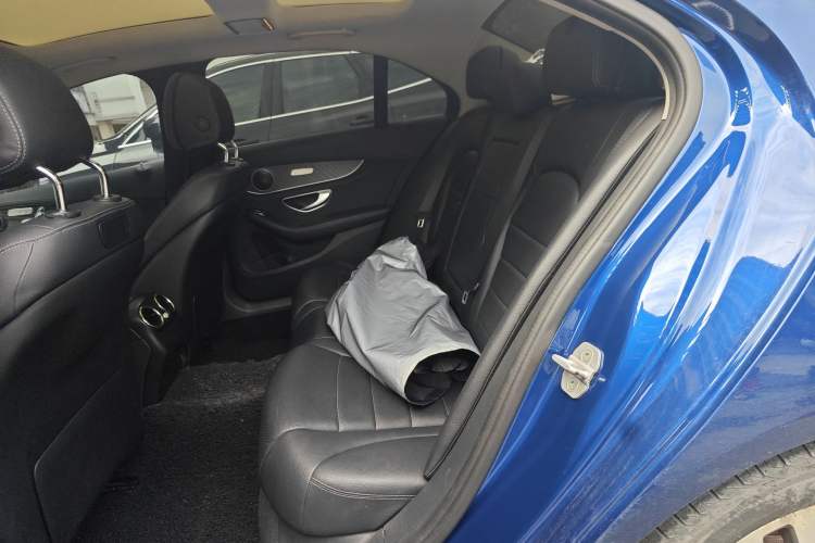 Used Mercedes-Benz C-Class 2015 Revised C 200 L Sport Edition Left Rear Seat