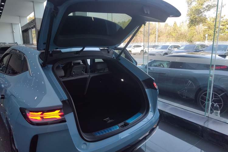 Used Denza N7 2024 630 All-Wheel Drive Intelligent Driving Max Edition Trunk