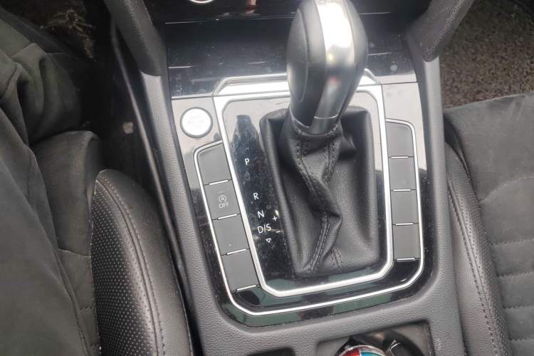 Used Volkswagen Magotan 2018 330TSI DSG Luxury Model
