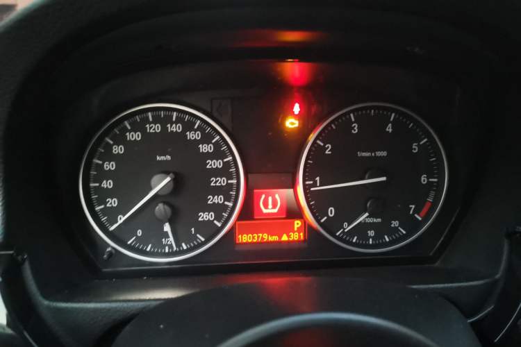 Used BMW 3 Series 2012 318i Leading Model
