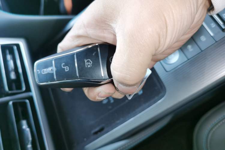 Used BYD Song L DM-i 2025 Intelligent Driving Version 112 km Beyond-Range Type
