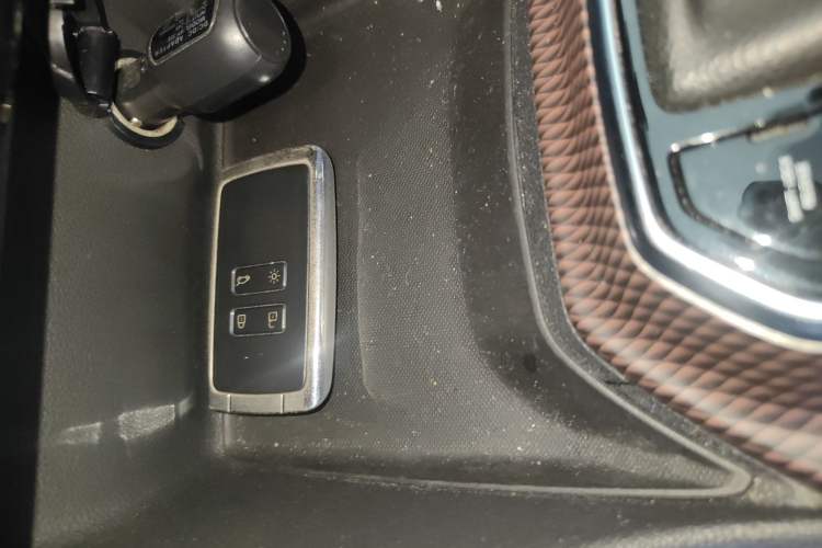 Used Renault Koleos 2018 2.0L Two-Wheel Drive 120th Anniversary Limited Edition
